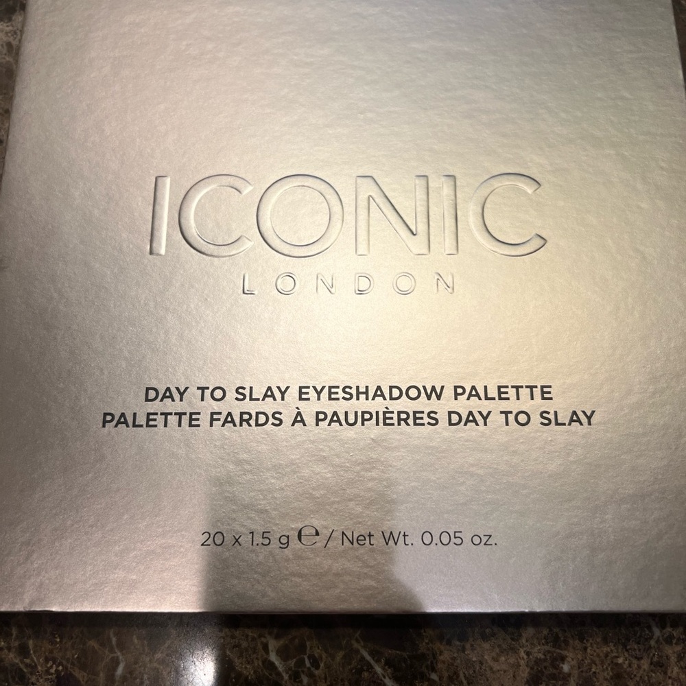 ICONIC London Silver Eyeshadow Palette